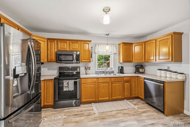 4553 Creek Road, Lewiston, NY 14092