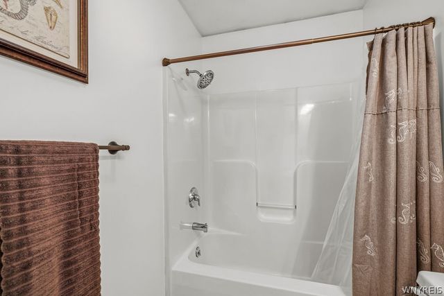 4553 Creek Road, Lewiston, NY 14092