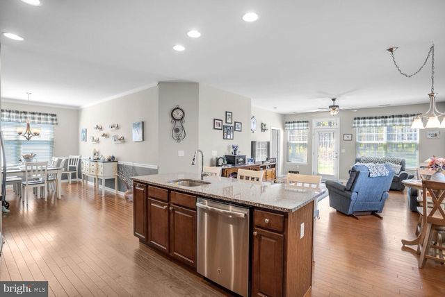 54 CHATHAM RD, Little Egg Harbor Twp, NJ 08087