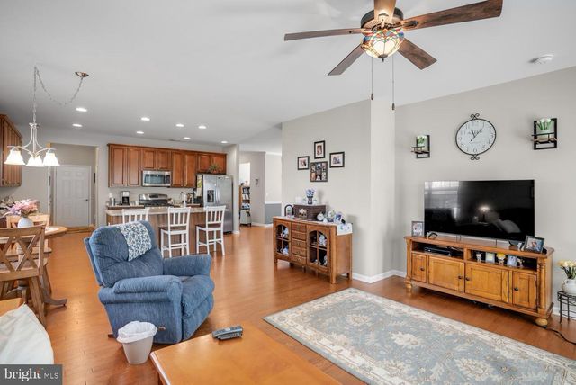 54 CHATHAM RD, Little Egg Harbor Twp, NJ 08087