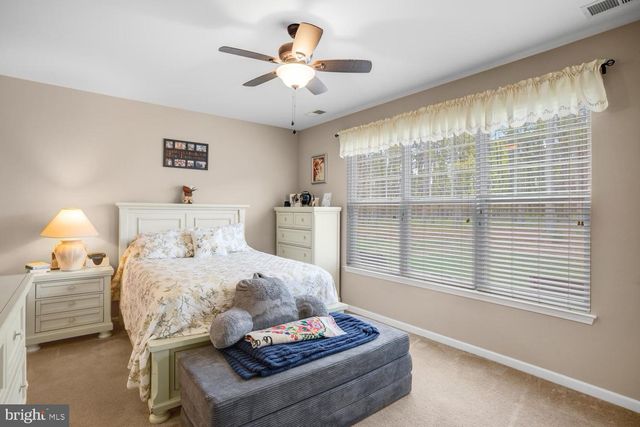 54 CHATHAM RD, Little Egg Harbor Twp, NJ 08087