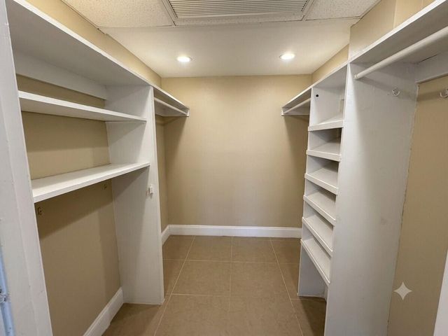 2800 N FLAGLER Drive 211, West Palm Beach, FL 33407