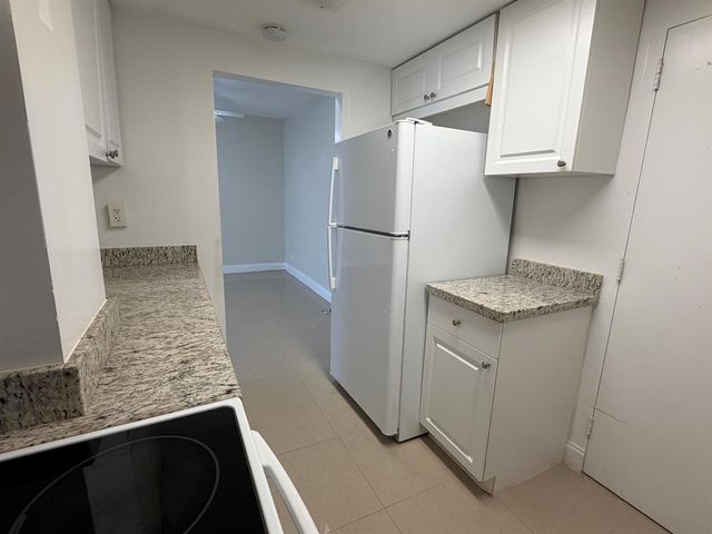 2800 N FLAGLER Drive 211, West Palm Beach, FL 33407