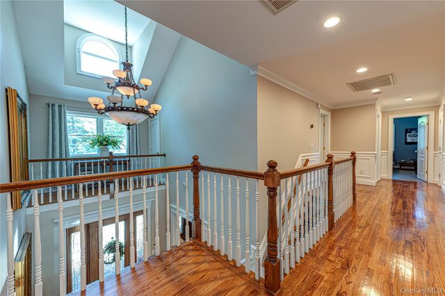 67 Sunny Road, Saint James, NY 11780