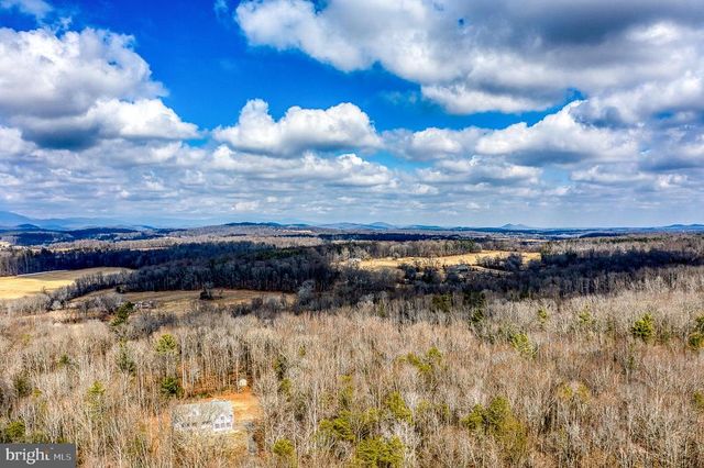 3279 RIDGEVIEW RD, Reva, VA 22735