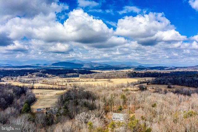 3279 RIDGEVIEW RD, Reva, VA 22735