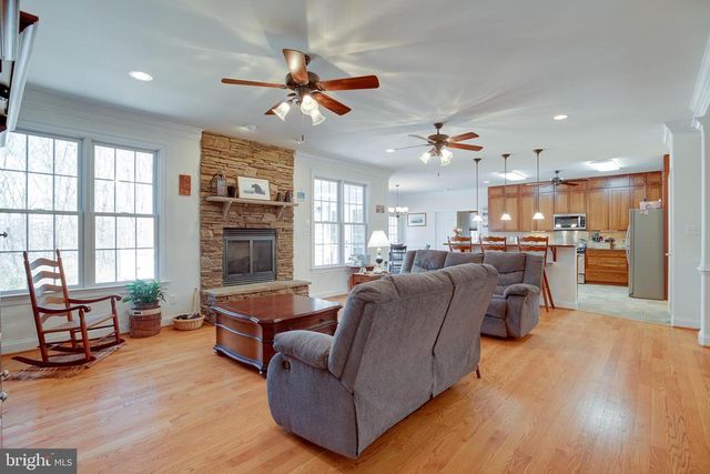 3279 RIDGEVIEW RD, Reva, VA 22735