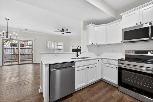 699 N Wordsworth Lane, Fayetteville, AR 72704