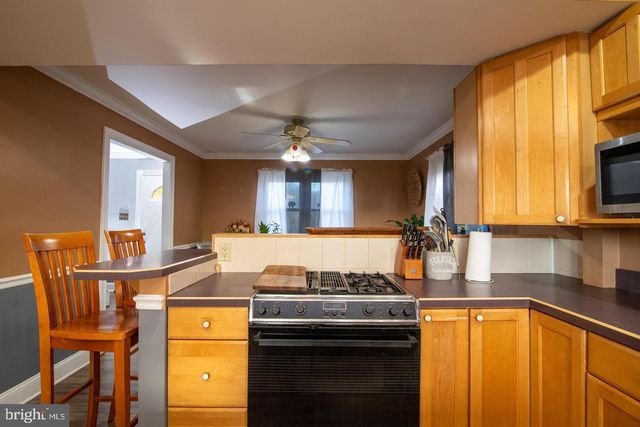 2942 ANZAC AVE, Abington, PA 19001