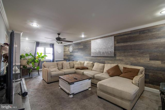 2942 ANZAC AVE, Abington, PA 19001