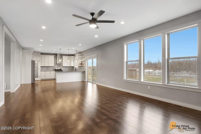 5323 E Barn Circle, Wasilla, AK 99654