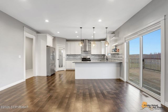 5323 E Barn Circle, Wasilla, AK 99654