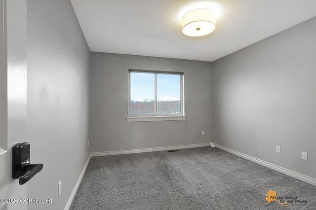 5323 E Barn Circle, Wasilla, AK 99654