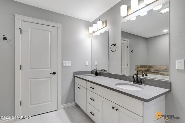 5323 E Barn Circle, Wasilla, AK 99654