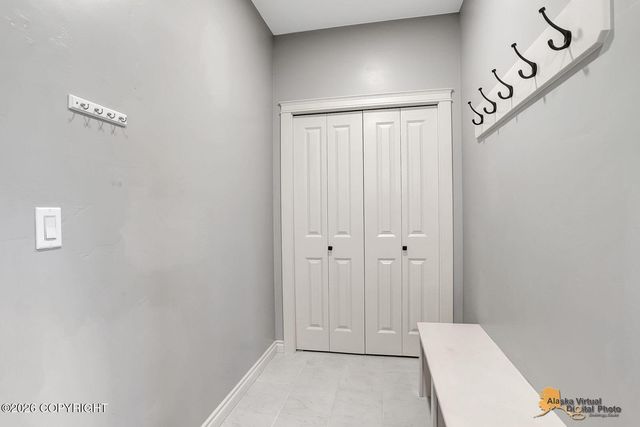 5323 E Barn Circle, Wasilla, AK 99654