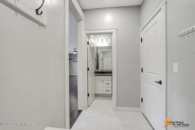 5323 E Barn Circle, Wasilla, AK 99654