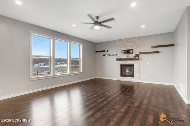 5323 E Barn Circle, Wasilla, AK 99654