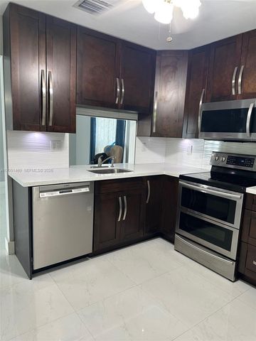 6061 NW 198th Terrace, Miami, FL 33015