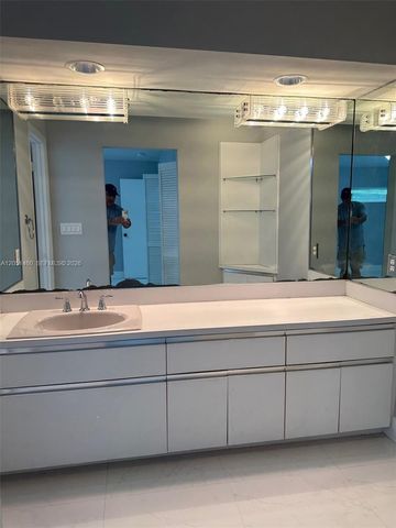 6061 NW 198th Terrace, Miami, FL 33015