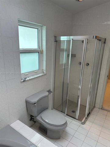 6061 NW 198th Terrace, Miami, FL 33015