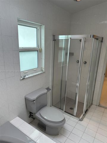 6061 NW 198th Terrace, Miami, FL 33015