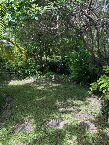 6061 NW 198th Terrace, Miami, FL 33015