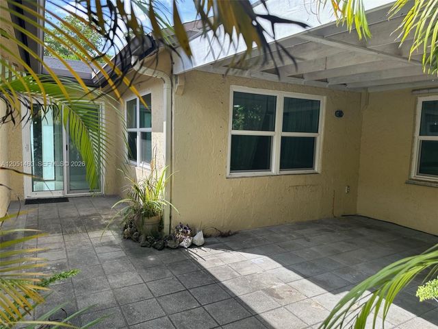 6061 NW 198th Terrace, Miami, FL 33015