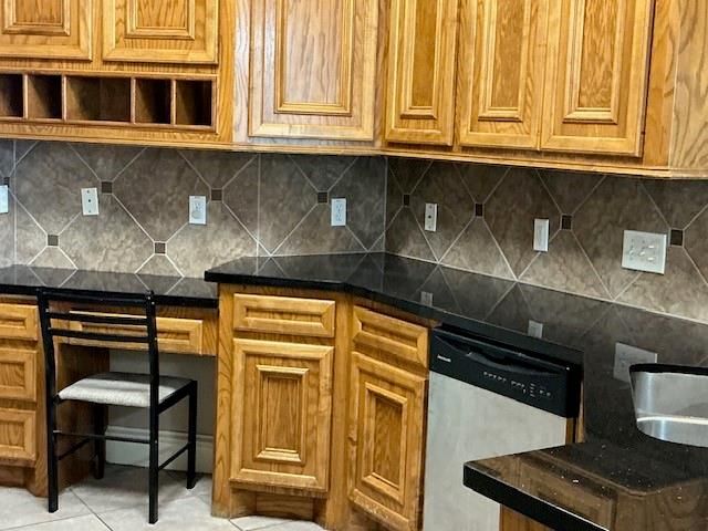 1611 Evesham Drive, Houston, TX 77015