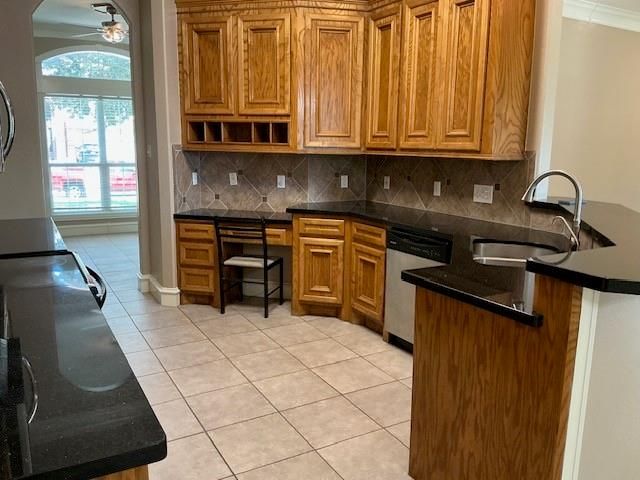1611 Evesham Drive, Houston, TX 77015