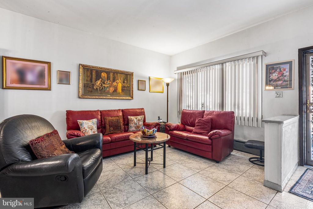 2439 S ROSEWOOD ST, PHILADELPHIA, PA 19145 — photo 4