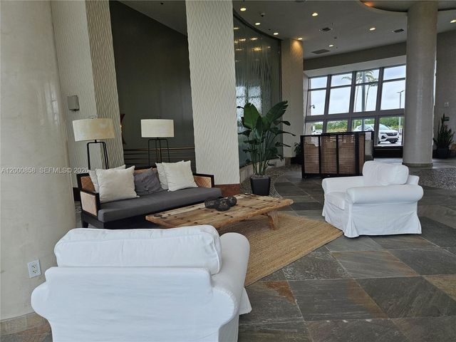 2681 N Flamingo Rd 1805S, Sunrise, FL 33323