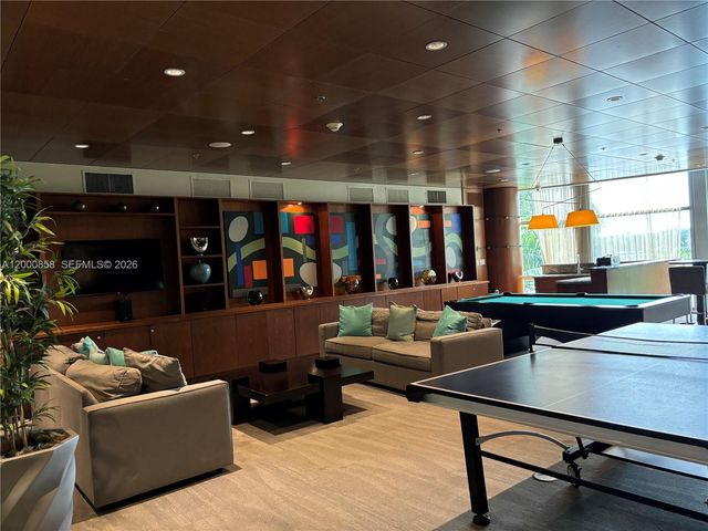 2681 N Flamingo Rd 1805S, Sunrise, FL 33323