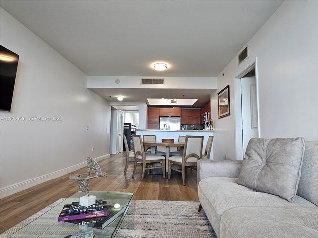 2681 N Flamingo Rd 1805S, Sunrise, FL 33323