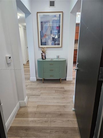 2681 N Flamingo Rd 1805S, Sunrise, FL 33323