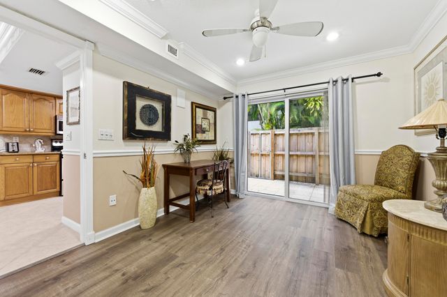 1945 NW 4th Avenue 43c, Boca Raton, FL 33432