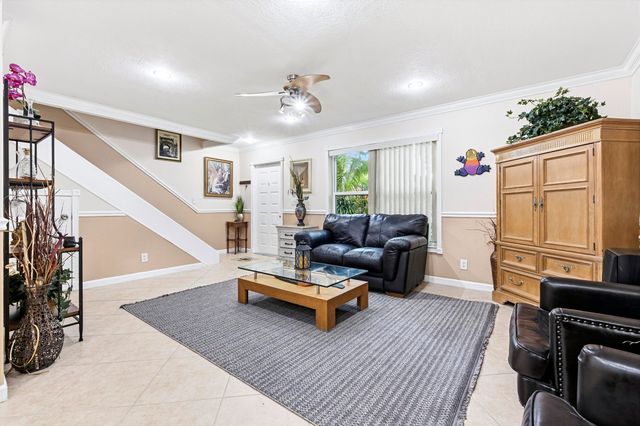 1945 NW 4th Avenue 43c, Boca Raton, FL 33432