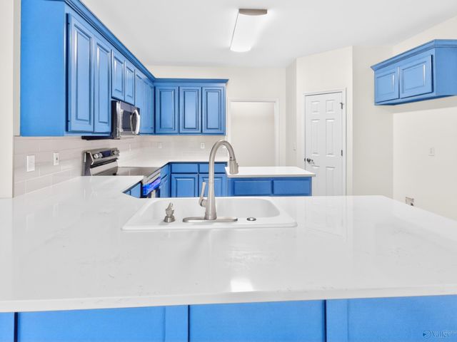 206 Bridgeway Circle, Madison, AL 35758