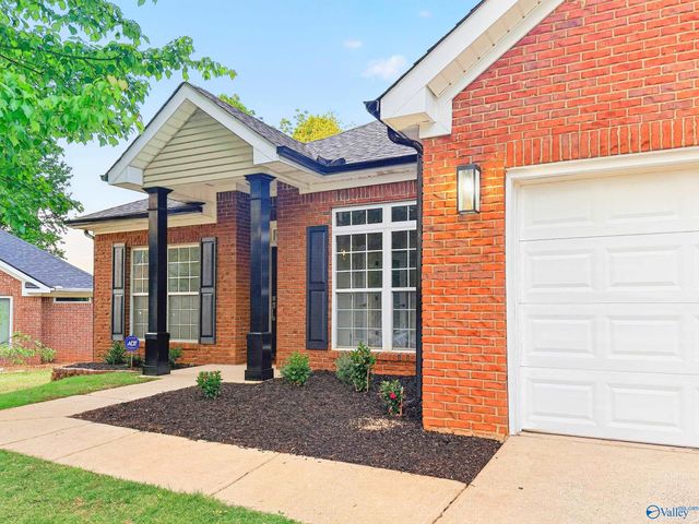 206 Bridgeway Circle, Madison, AL 35758