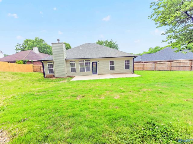 206 Bridgeway Circle, Madison, AL 35758