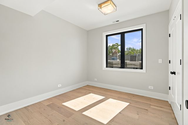 3116 N Western Avenue 2, Chicago, IL 60618