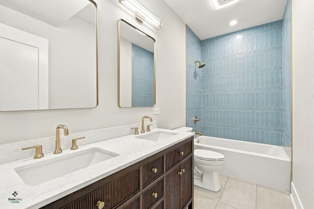 3116 N Western Avenue 2, Chicago, IL 60618