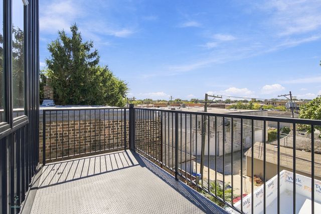 3116 N Western Avenue 2, Chicago, IL 60618