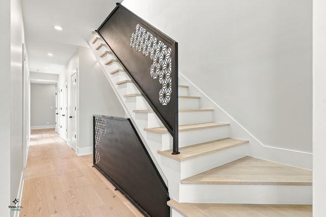 3116 N Western Avenue 2, Chicago, IL 60618