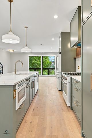 3116 N Western Avenue 2, Chicago, IL 60618