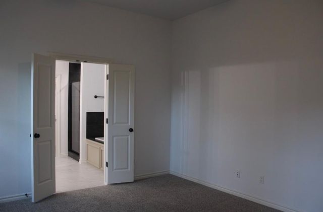 909 Jona Kay Terrace, Norman, OK 73069