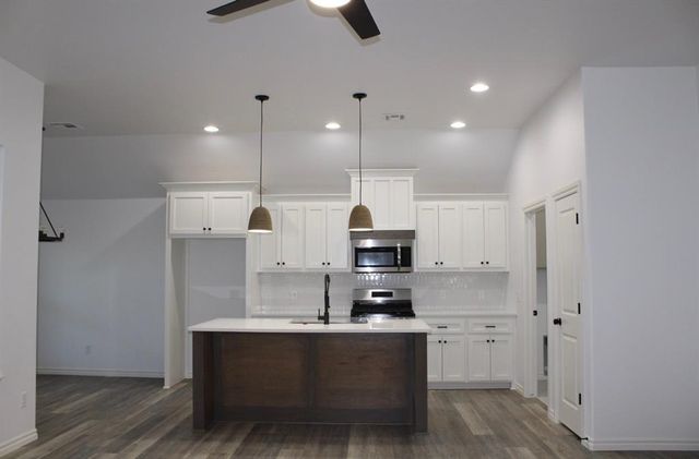 909 Jona Kay Terrace, Norman, OK 73069