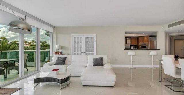 9401 Collins Avenue 402, Surfside, FL 33154