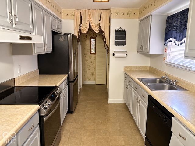 3232 Arbutus Drive, Indianapolis, IN 46224