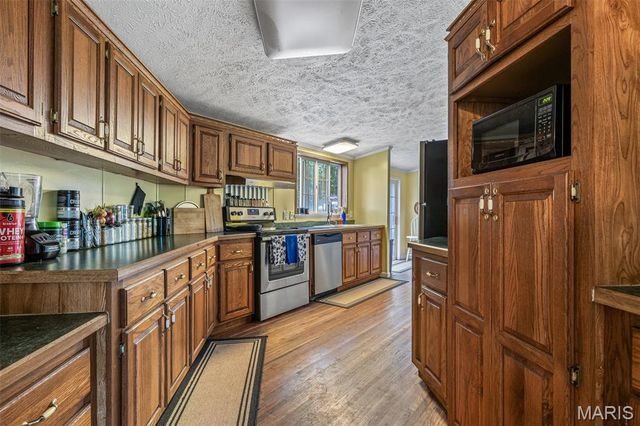 740 Old Fredericktown Road, Fredericktown, MO 63645