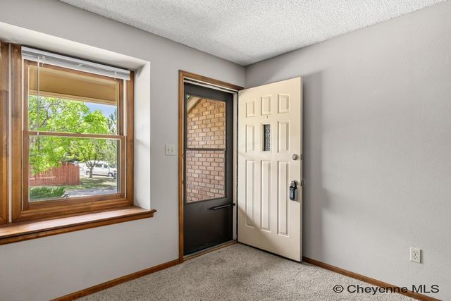 5217 FAWN PASS, Cheyenne, WY 82009